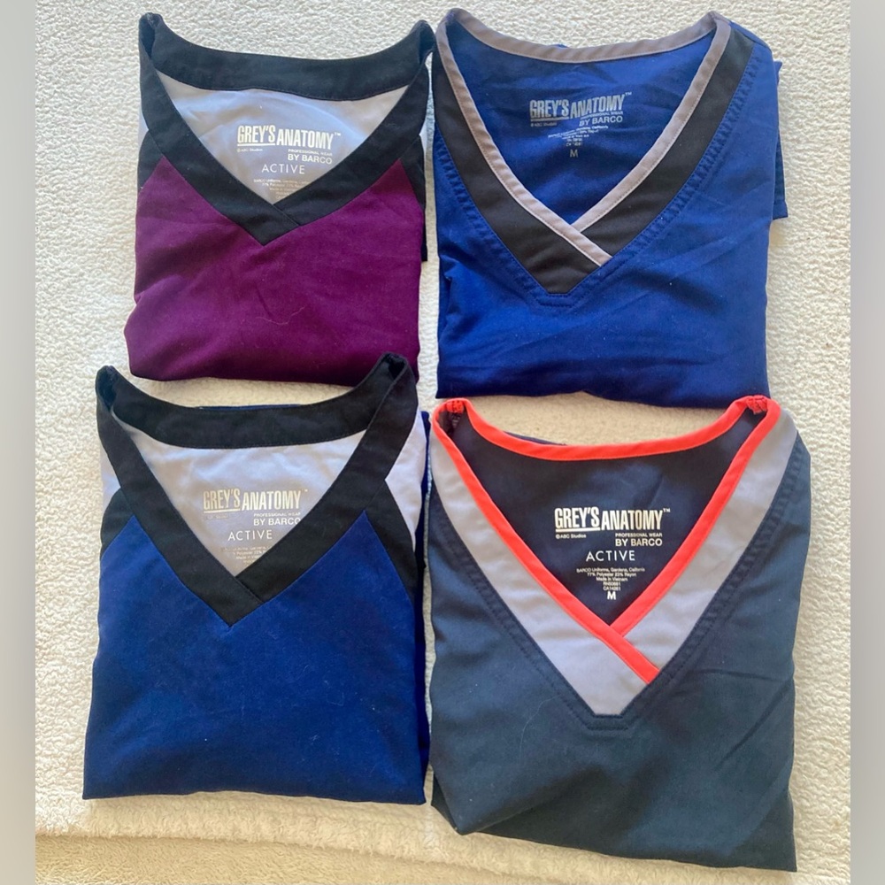 Grey's Anatomy V-Neck Scrub Tops in Various Hues Set of 4 Size M